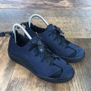 Pandere Barista Women's Size 9